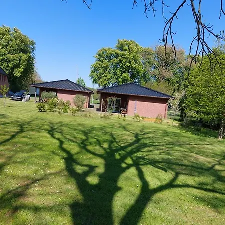 아파트 Ruegen - Barrierefrei - Kleine Hunde Auf Anfrage Willkommen 샤프로데